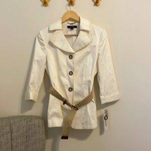 NWT Alex Marie French Riviera belted trench coat